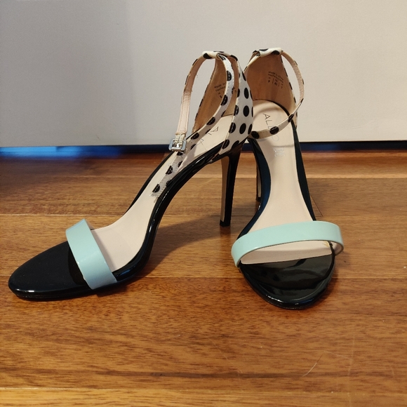 Aldo Paules Strappy Sandals - Picture 2 of 7